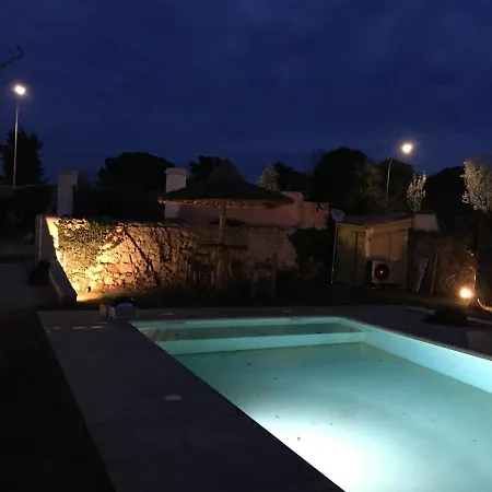 Le Jardin Secret בית הארחה